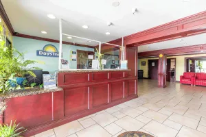 Image of Days Inn by Wyndham Oklahoma City/Moore