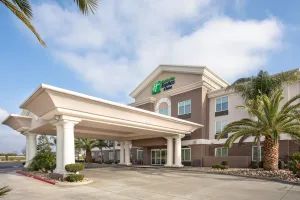 Image of Holiday Inn Express & Suites Yosemite Park Area by IHG