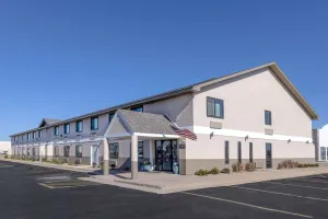 Image of Super 8 by Wyndham Pratt
