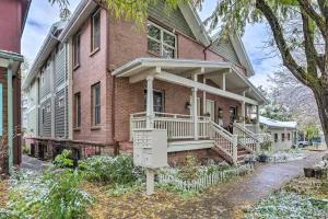 Image of Cozy Central Glenwood Springs Condo with 2 Decks!