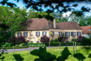 Image of Le relais fleuri, Hôtel et restaurant Logis - Avallon