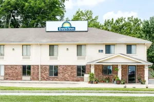 Image of Days Inn by Wyndham Warrensburg