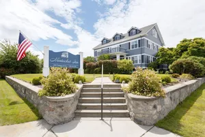 Image of Nantucket Inn - Anacortes