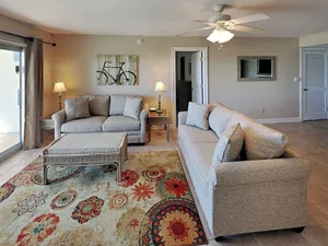 Image of Regency Towers #403 East