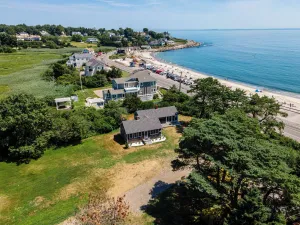Image of Steps to North Hampton Beach: Cottage w/ Deck!