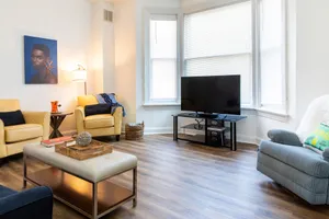 Image of Chic 1br/1ba Midtown Apartment 1 Bedroom Apts by RedAwning