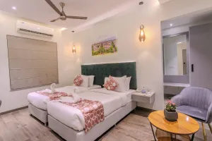 Image of World Inn Hotel