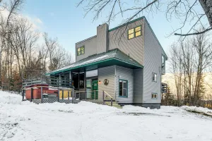 Image of 11 Mi to Sugarbush: Eclectic Ski House w/ Hot Tub!