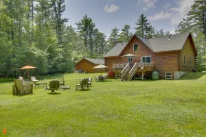 Image of Spacious Cabin with Private Dock on Thompson Lake
