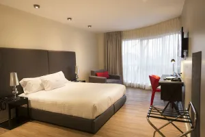 Image of Regency Way Montevideo Hotel