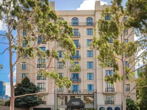 Image of Mantra on Jolimont Melbourne