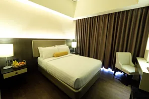 Image of Home Crest Hotel