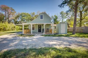 Image of Pet-friendly Conroe Hideaway w/ Porch & Fire Pit