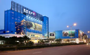 Image of Broadway Hotel