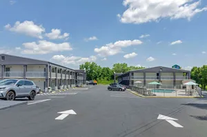 Image of Suburban Studios Verona - Staunton North