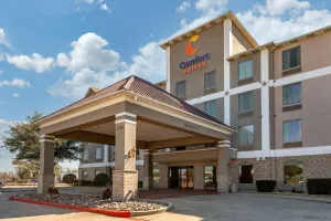 Image of Comfort Suites Waco Near University Area