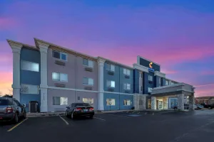 Image of Comfort Inn & Suites Oklahoma City North - Quail Springs