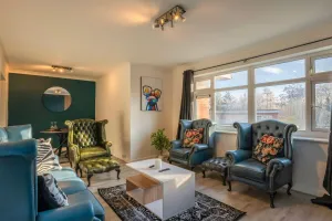 Image of Stylish 2 Bedroom Apartment in Birmingham