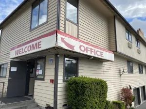Image of Farwest Motel