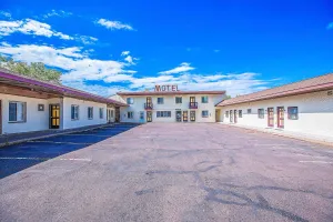 Image of Love Hotels Silver Street by OYO at Hurley WI