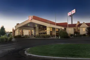 Image of Red Roof Inn & Suites Cincinnati North-Mason