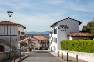 Image of Hôtel & Appart-hôtel Olatua