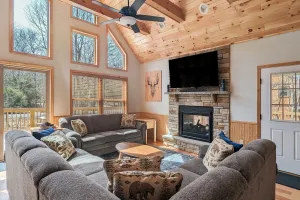 Image of Bluejay Getaway by Avantstay Walk to Lake 7bdr Hot Tub Pool Table