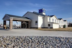 Image of Cobblestone Hotel & Suites - Newton
