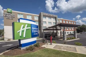 Image of Holiday Inn Express & Suites - Commerce by IHG
