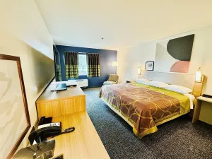 Image of Gateway Inn & Suites Eugene-Springfield