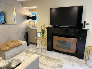 Image of Oasis Boutique New Luxury Apartment ,Central Location