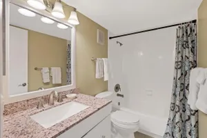 Image of South Seas Tower 4-1204