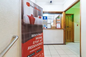 Image of RedDoorz @ Clarkview 21st Street Angeles City