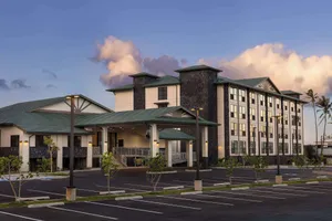 Image of Hampton Inn & Suites Maui North Shore