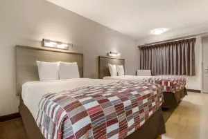 Image of Red Roof Inn Detroit - Farmington Hills