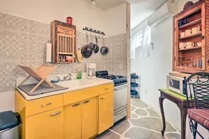 Image of Quirky Santa Cruz Studio with Shared Courtyard!