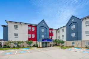 Image of Candlewood Suites Lake Jackson by IHG