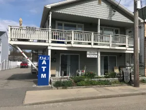 Image of 68 East Grand Condo & Suites