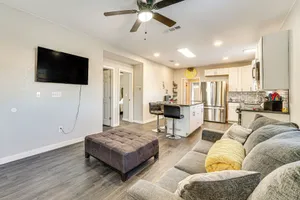 Image of Updated Home 2 Mi to Downtown Texarkana!