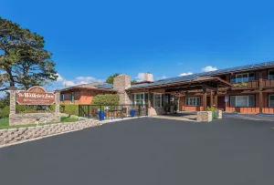 Image of Clarion Collection Wilkie's Inn Pacific Grove - Monterey
