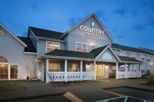 Image of Country Inn & Suites by Radisson, Grinnell, IA