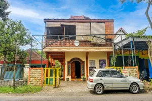 Image of OYO Life 92568 Penginapan Joglo Syariah
