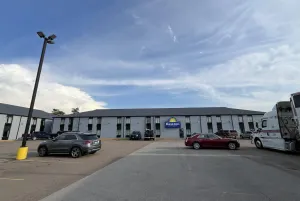 Image of Days Inn & Suites by Wyndham Bloomington/Normal IL