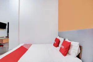 Image of Hotel O Tegalsari Near Tunjungan Plaza