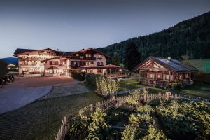Image of BERGZEIT by seven