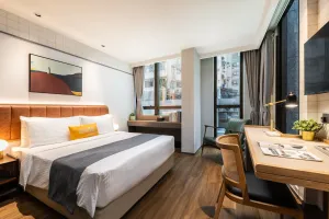 Image of Dash Living on Hollywood