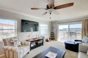 Image of 440 El Matador 2 Bedroom Condo by RedAwning
