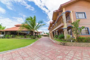 Image of RedDoorz Plus @ Starhomes Olivianville