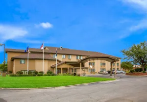 Image of Quality Inn & Suites Lawrence - University Area