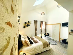 Image of "La Petite Félixière" à 25 min du Puy du Foù, 10 min de Cholet, et 35 min de Nantes